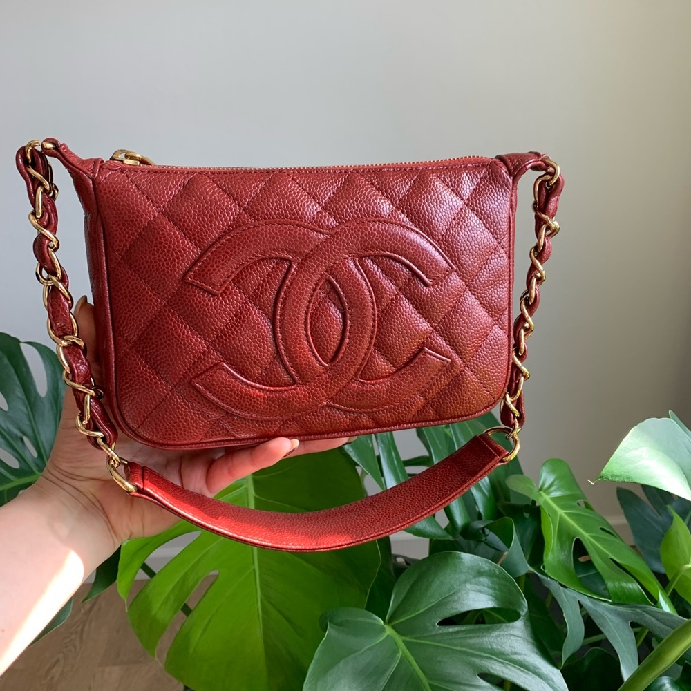 ❌SOLD❌Authentic vintage Chanel pochette shoulder bag